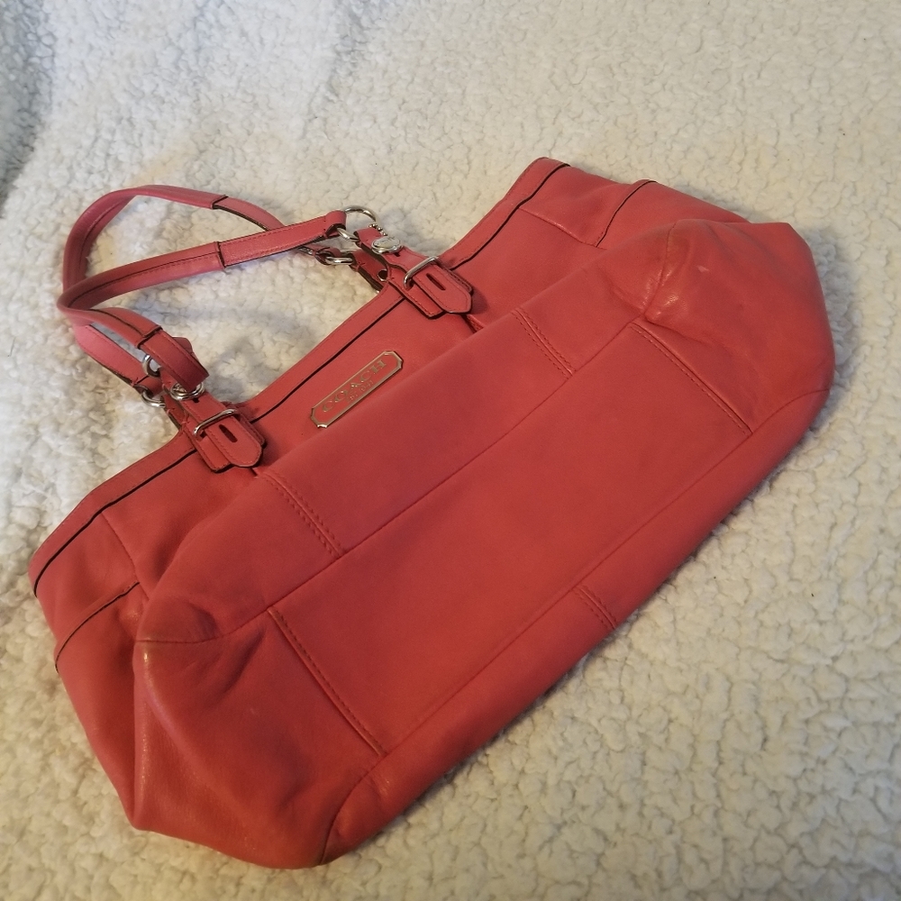 Coach Gallery East West Tote Genuine Leather Purse Coral Color Bag F15147 - Picture 7 of 11